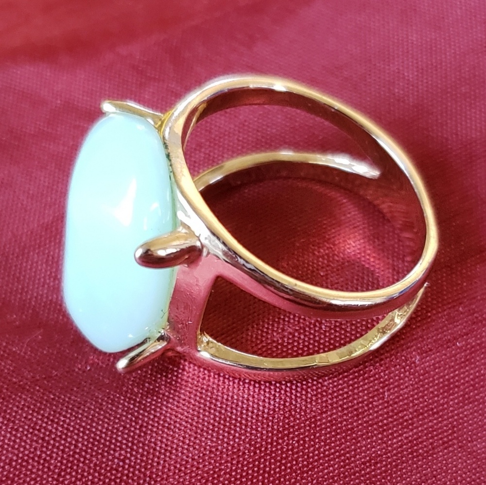 Pastel Blue Statement Ring - Picture 2 of 3